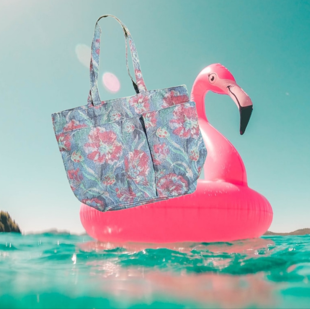 Vintage Mary Kay Wet/Dry Beach or Outdoor Bag Y2K